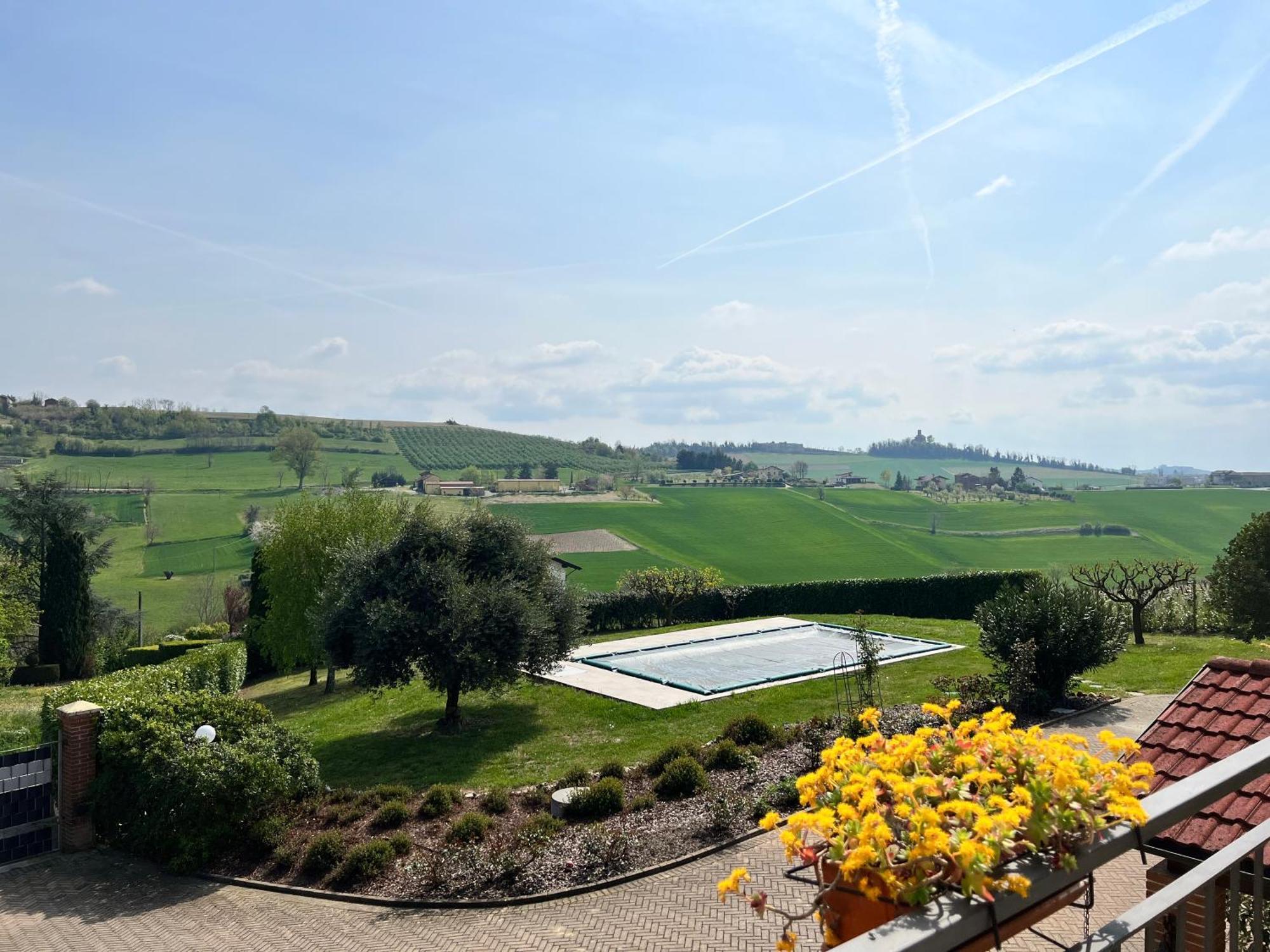 Cascina Il Volo Bed & Breakfast Moncalvo Exterior photo