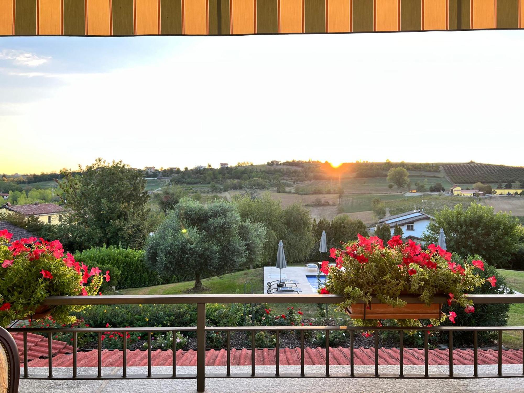 Cascina Il Volo Bed & Breakfast Moncalvo Exterior photo